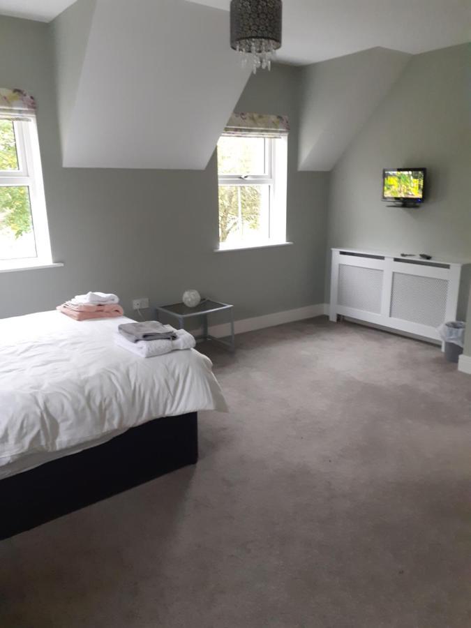 Bedroom No 3 Garden View *